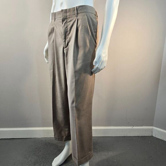 Haggar Dress Pants Mens 38 x 27 Beige Classic Fit Pleated Front Cuffed Adj Waist - Picture 4 of 9